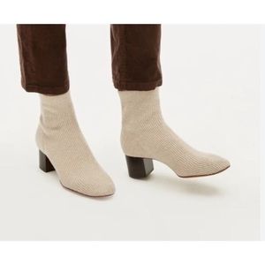 EVERLANE rib knit glove boots in oatmeal size 7.5